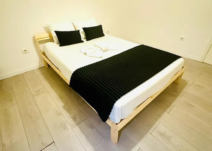 Amazing Space - 4 Bedroom Αλμπουφέιρα