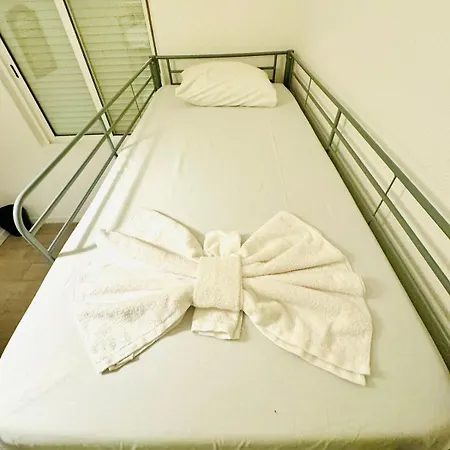 Amazing Space - 4 Bedroom アパート
