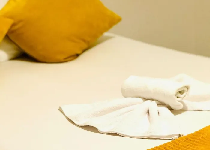 Amazing Space - 4 Bedroom Appartement *